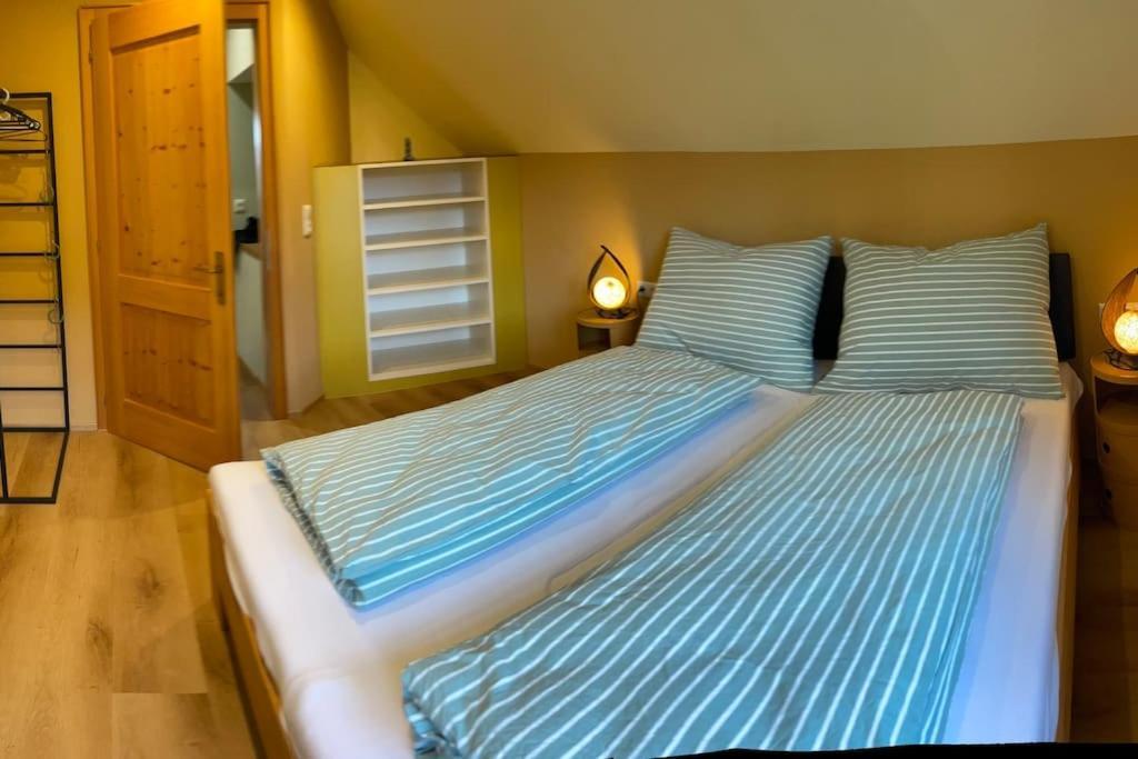 Neu Renoviertes 2Zi Appartment Im Dg Feldkirch Dış mekan fotoğraf